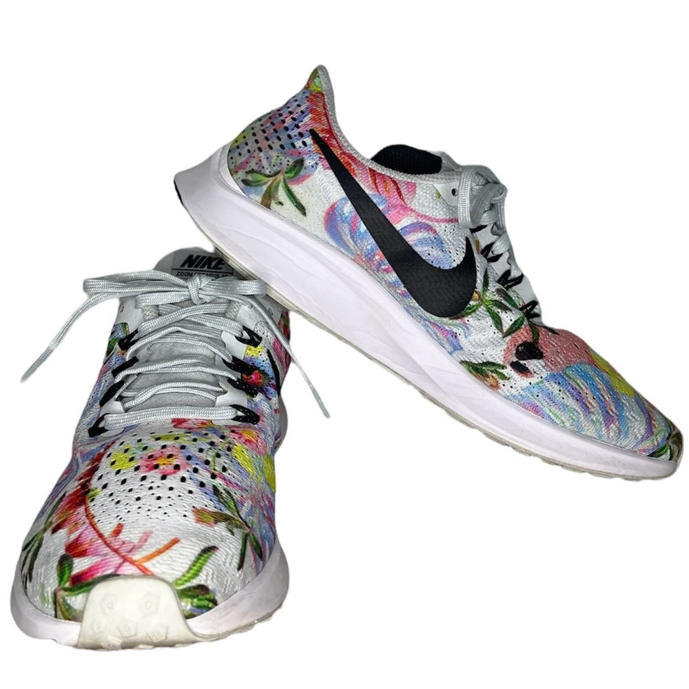 Nike Zoom Pegasus 35 *Floral*  size 9